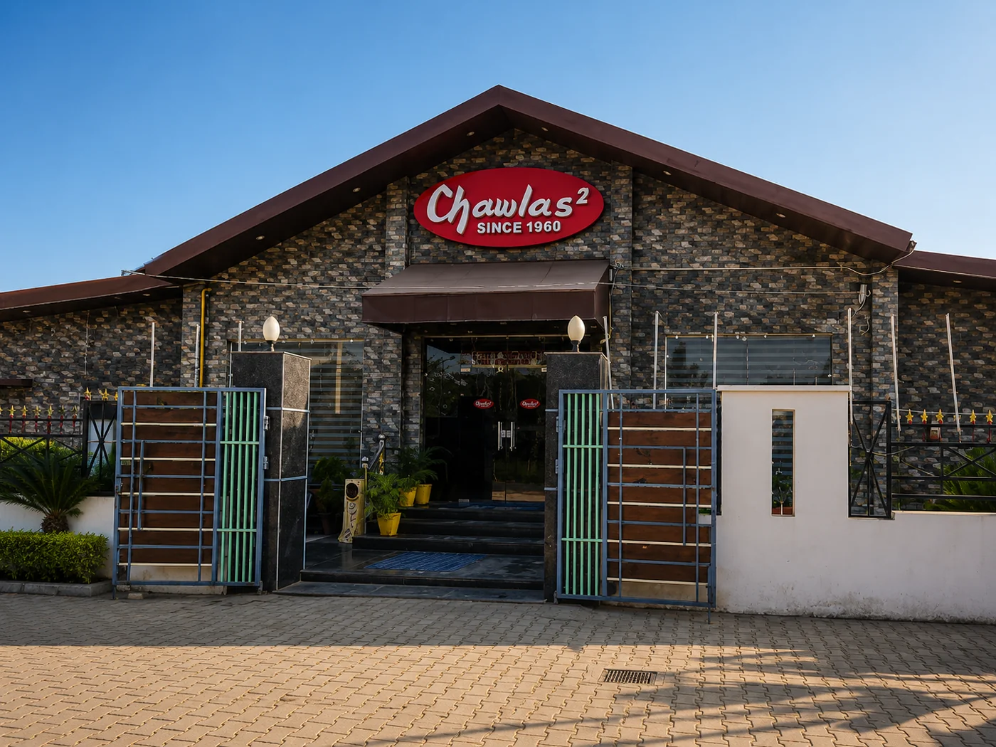 Chawla hotel pehowa